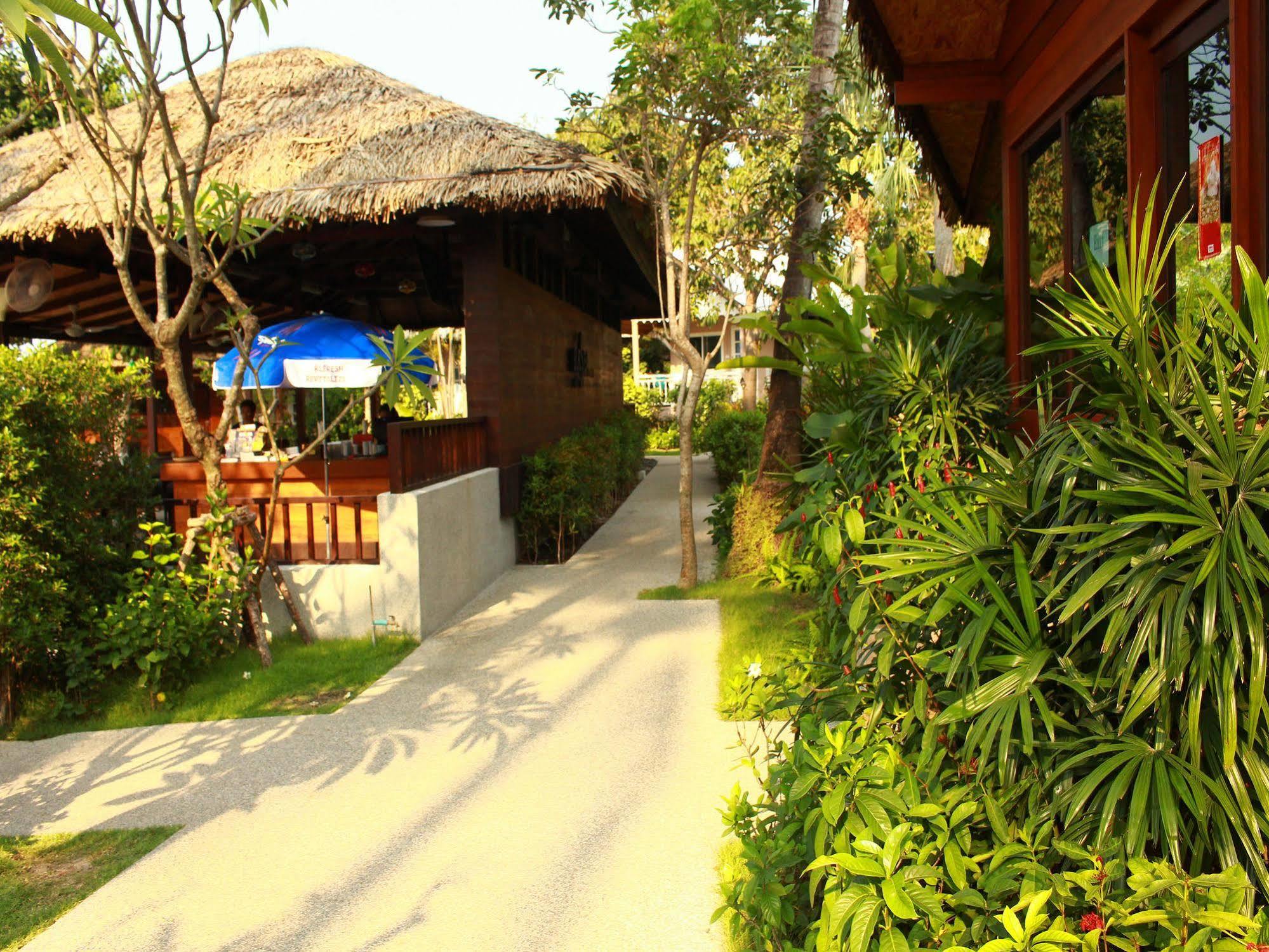 Bangrak Beach Club Бопхут Экстерьер фото